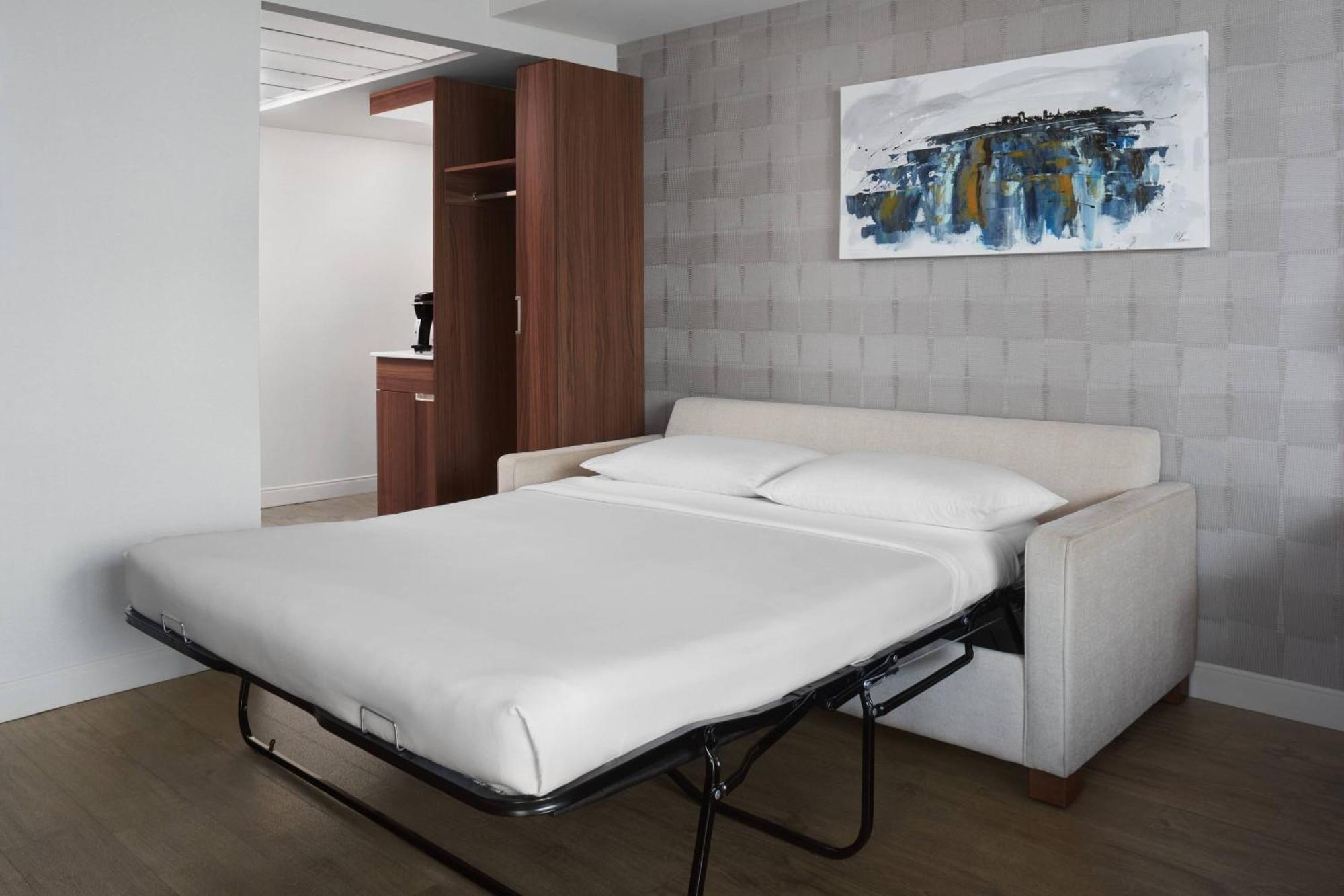 Delta Hotels By Marriott Trois Rivieres Conference Centre Екстериор снимка
